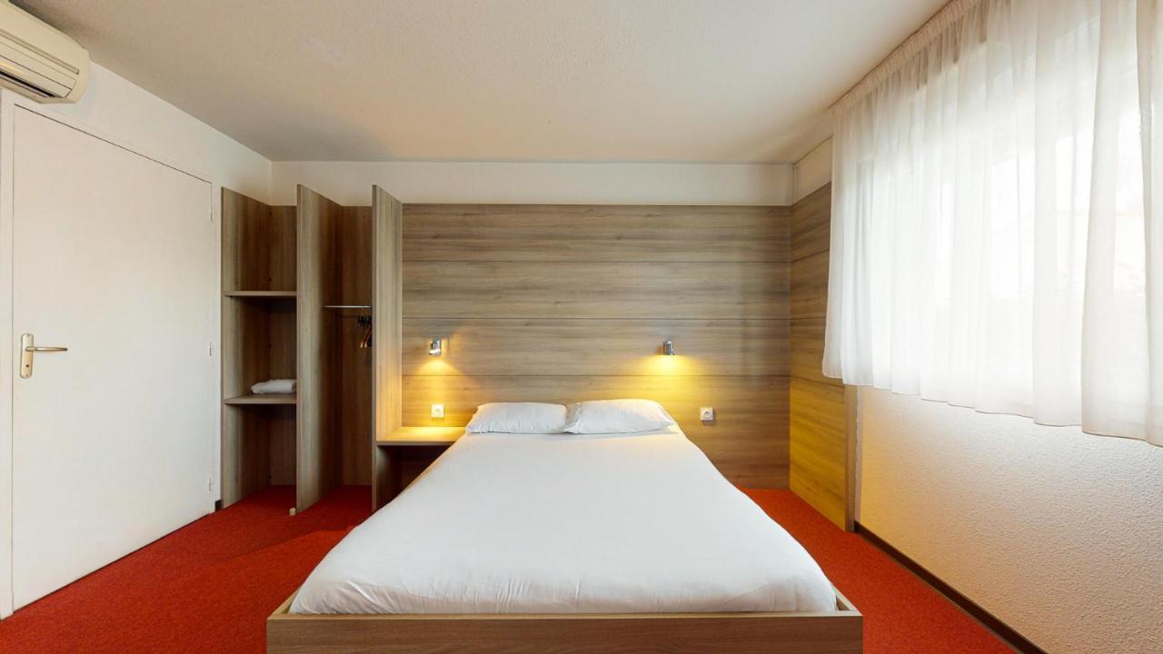 Everhotel De Tarbes-Ibos Exterior photo